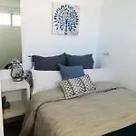 Апартаменты Lido Beachfront *