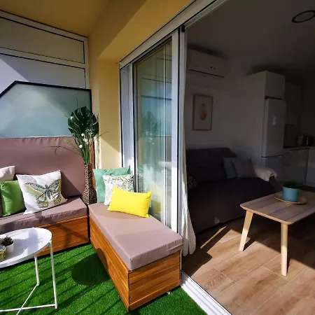 Lido Beachfront Apartment Torremolinos