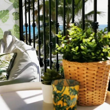 Lido Beachfront Appartement *